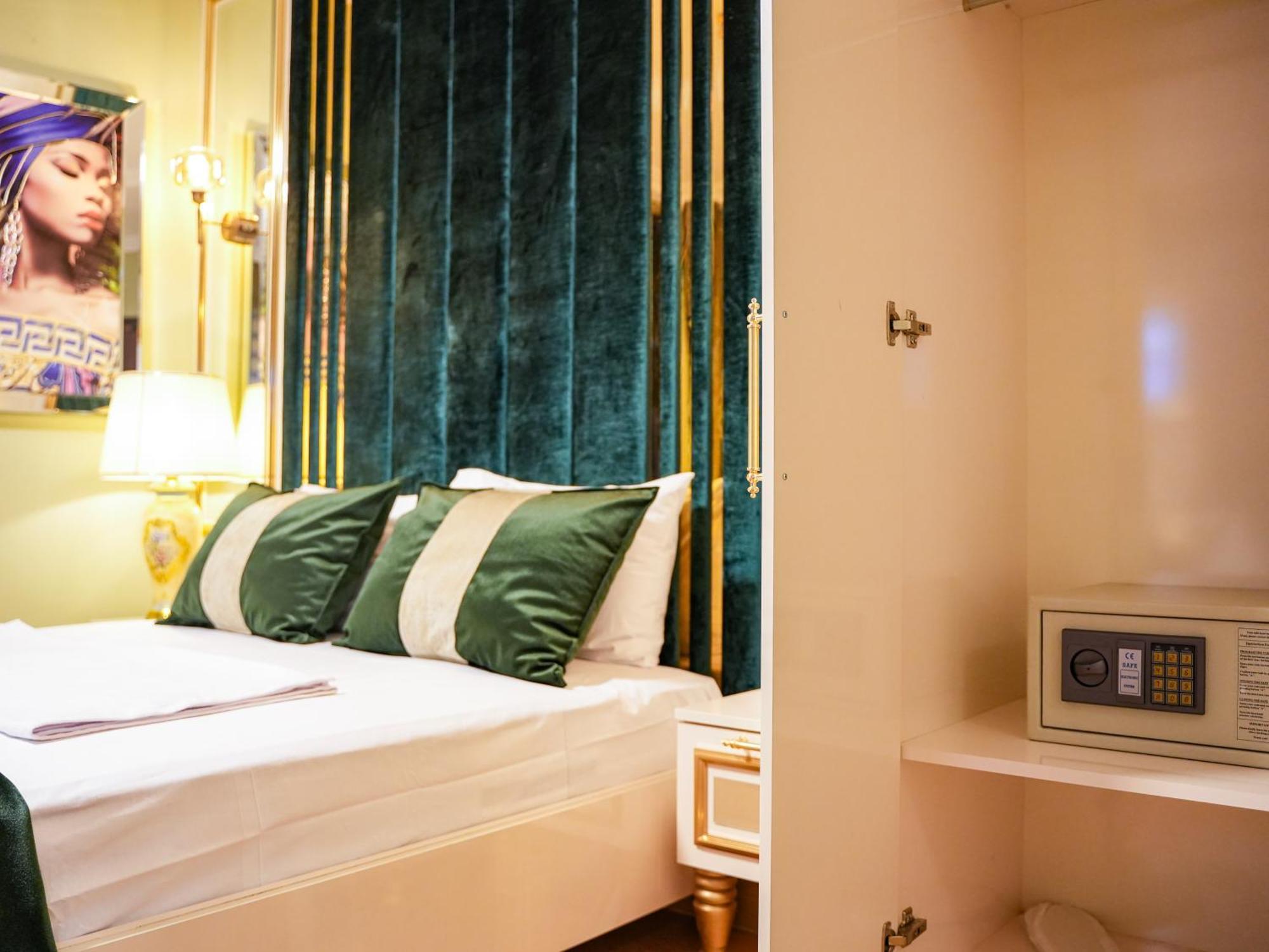 Whitemoon Hotel Suites Taksim Istambul Exterior foto